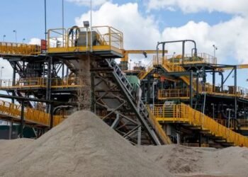 SIGMA LITHIUM COMPLETA UM ANO DE PRODUÇÃO COM EMBARQUES CONSTANTES DE 22.000t E OPERAÇÃO SEM ACIDENTES