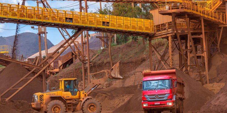 Itaminas anuncia R$ 1,5 bilhão em investimentos para Sarzedo, com foco na inovação em mineração para descarbonização da indústria do aço