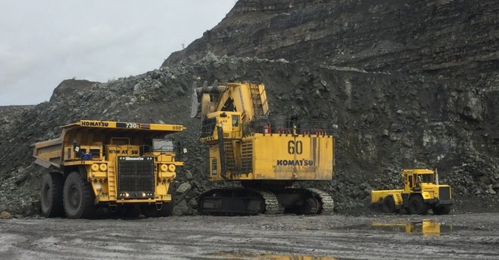 Brasil e Emirados Árabes firmam parceira de R$ 15 bi para exploração de minerais