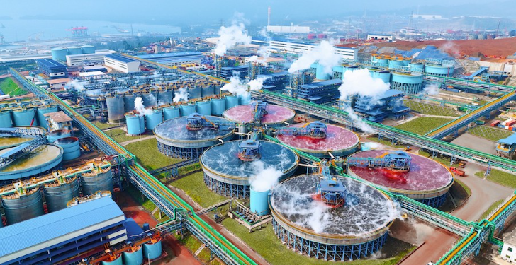 Indústrias de Níquel Prosperam em um Mercado Desafiador