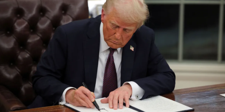 ABAL preocupada com taxação do alumínio anunciada por trump