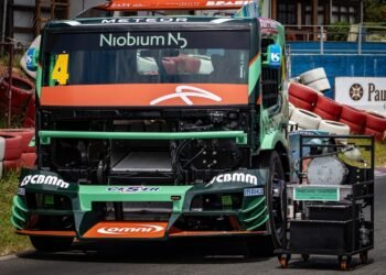 CBMM e innolectric inovam em carregadores para veículos elétricos pesados