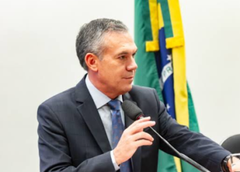 Parlamentares se articulam para derrubar veto do governo que inclui mineração no imposto seletivo