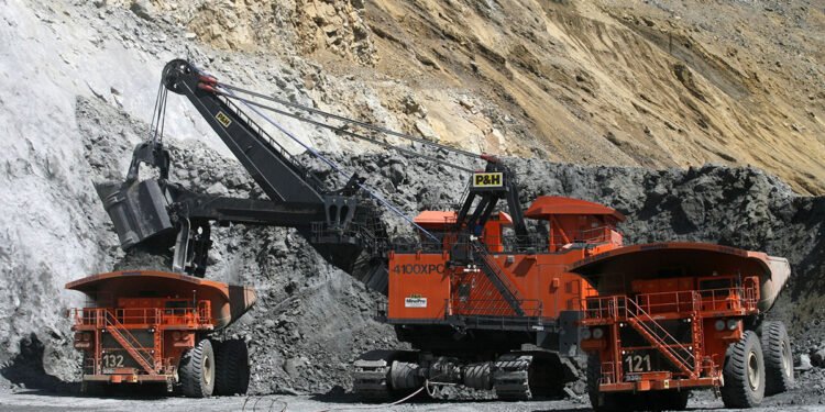 Municípios mineradores buscam alternativas econômicas diante da dependência da CFEM