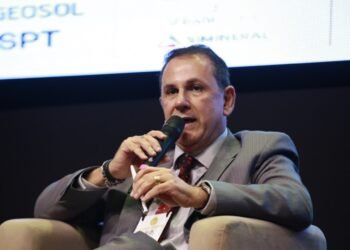 Brasil corre risco de ficar para trás na nova geopolítica dos minerais críticos, alerta ABPM