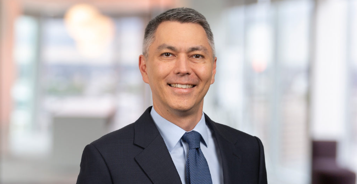 BHP prepara sucessão de liderança em meio a desafios estratégicos