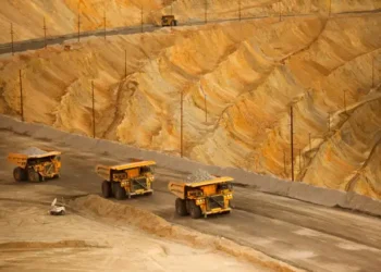 Trump acelera aprovação de projetos de mineração nos EUA