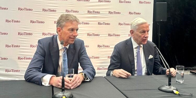 Rio Tinto avalia entrada no mercado de minerais críticos
