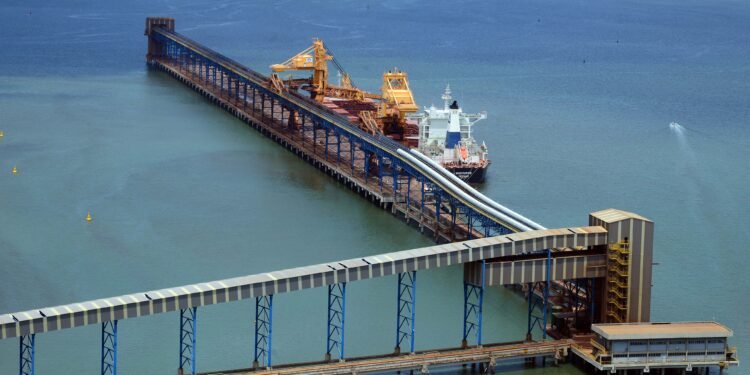 Porto Sudeste Anuncia Pagamento de Royalties a Investidores e Nova Expansão Contratual