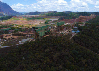 Samarco recebe aval para expandir mineração em Mariana