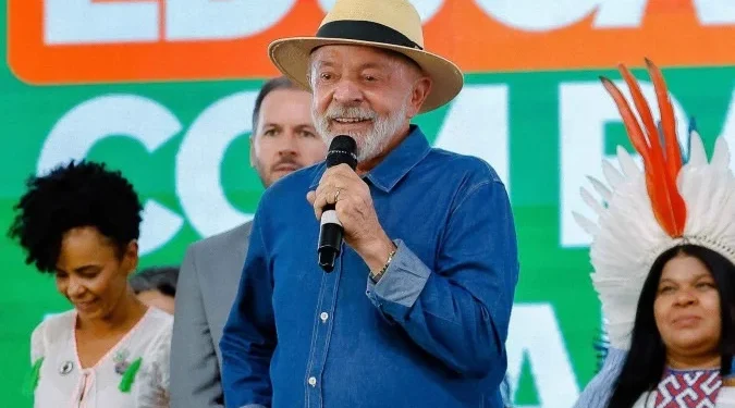 Lula reage a interesse dos EUA por minérios estratégicos: “Aqui ninguém põe a mão”