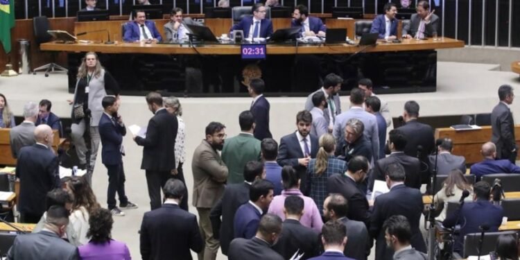 Licenciamento Ambiental: marco de segurança jurídica e desenvolvimento responsável para a mineração, avalia ABPM