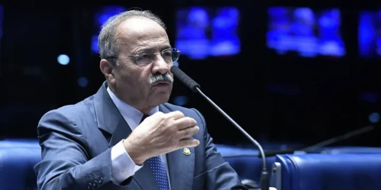 Senador defende uso estratégico da mineração como resposta a barreiras dos EUA