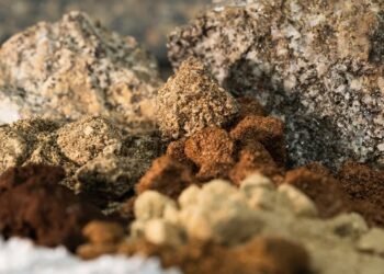 Empresas europeias com produção parada devido à escassez de terras raras chinesas