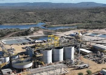 Aura anuncia produção comercial da mina de ouro Borborema