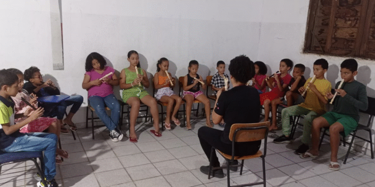 Jacobina Mineração patrocina educação musical para transformar comunidades locais