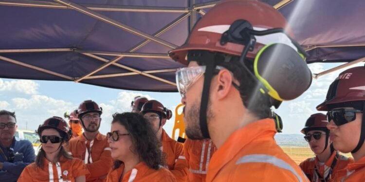 Secretaria de Meio Ambiente de Goiás vistoria mina de ouro em Crixás