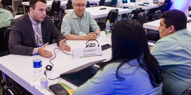 Rodadas de Negócios conectam mineradoras e fornecedores na EXPOSIBRAM 2025