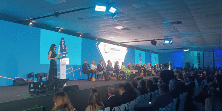 “Não existe transição energética sem mineração”, diz CEO da Anglo American na abertura da Exposibram
