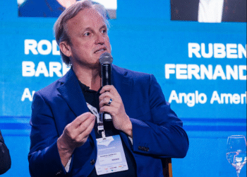 Com vento a favor, Aura amplia operações e consolida novo ciclo de expansão