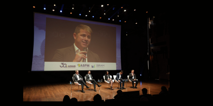 Mineração brasileira mira crescimento sustentável e investimentos em minerais críticos