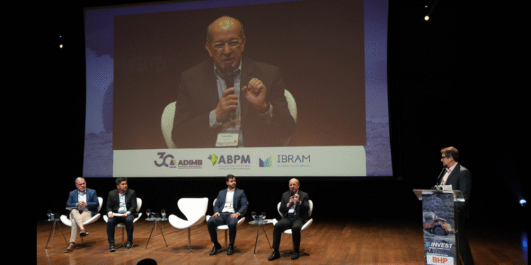 Brasil precisa montar ecossistema para agregar valor à cadeia de minerais críticos, sugerem especialistas