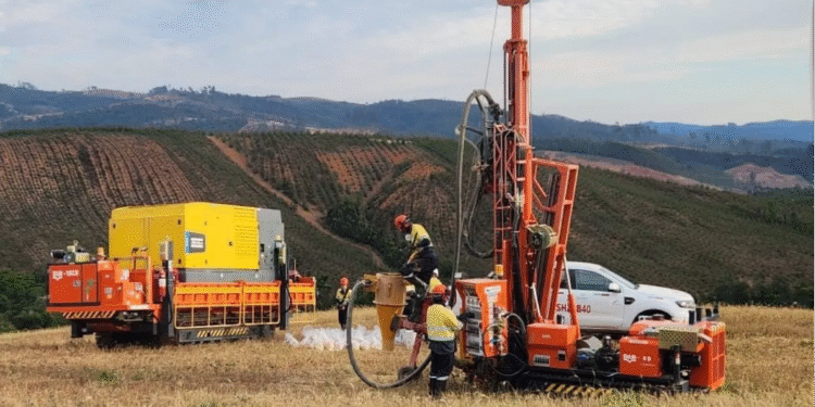 Projeto de terras raras da Meteoric entra em plataforma de investimentos do Governo Federal