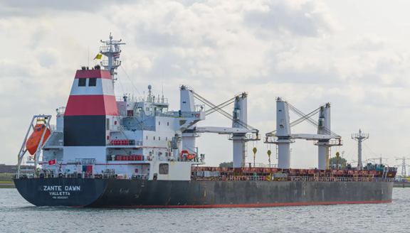 Exclusivo: Navio em Barcarena pode expor rota do manganês ilegal até a China