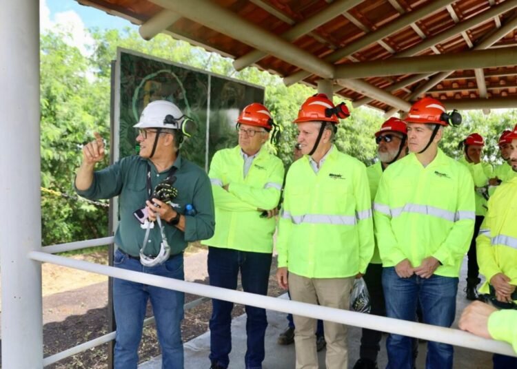Goiás amplia incentivos à industrialização da cadeia mineral