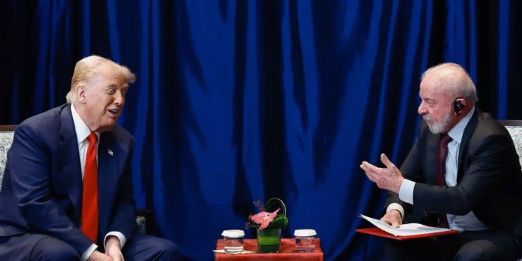 Trump convida Brasil para novo bloco comercial de minerais críticos