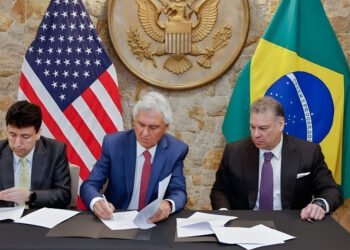 Goiás e EUA firmam acordo de cooperação em minerais críticos