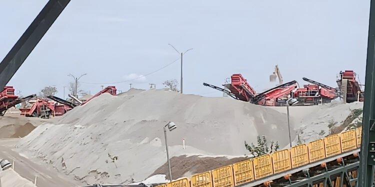 Sigma Lithium registra forte geração de caixa e redução de dívidas no balanço 2025