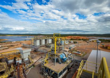 Justiça da Bahia autoriza CMOC a assumir minas de ouro da Equinox Gold