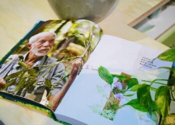 Naturalista lança em Brasília livro com 100 descobertas científicas sobre a flora amazônica