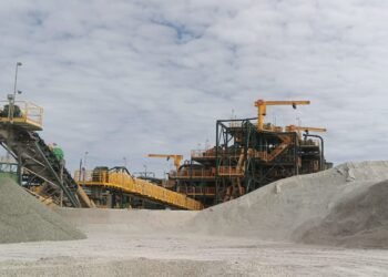 Sigma Lithium anuncia garantia bancária de US$ 100 milhões para expandir produção de lítio no Vale do Jequitinhonha