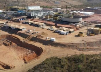 Goiás regulamenta política de minerais críticos e cria marco para impulsionar cadeia de terras raras