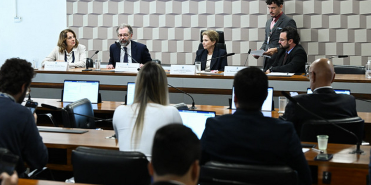Senado discute estratégia do Brasil para minerais críticos