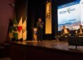 Professor da UFMG aponta Araçuaí como principal fronteira do lítio no Brasil