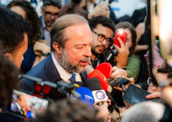 Margem Equatorial poderá superar Rio de Janeiro e liderar produção de petróleo, diz Silveira 