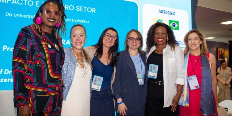 Uma puxa a outra: mulheres transformam união em força para conquistar espaços de liderança 