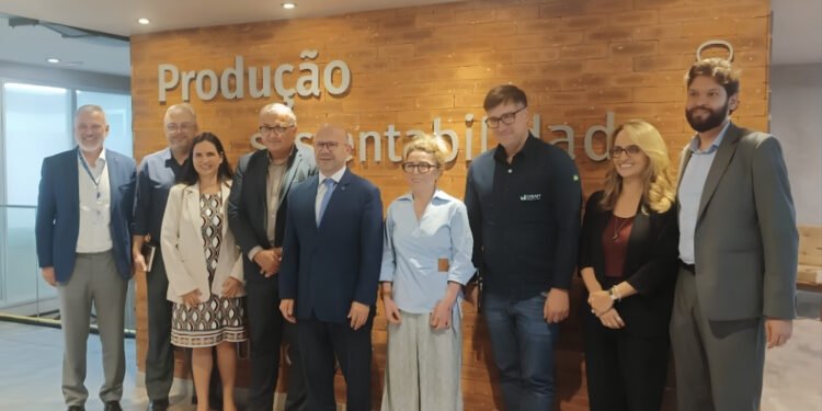 Setor mineral retoma diálogo com a ABDI para fortalecer agenda de inovação, pesquisa e reindustrialização da mineração