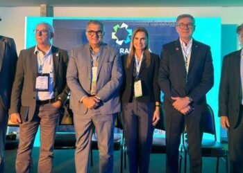 Atração de investimentos estrangeiros depende de segurança jurídica, políticas estruturantes e regulamentação, afirmam especialistas