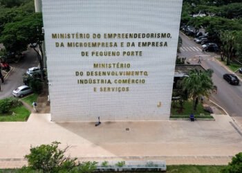 MDIC vai assumir comando do conselho de minerais críticos
