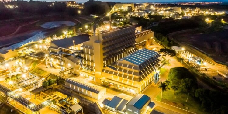 Tecnologia da CBMM aumenta a eficiência da indústria siderúrgica por meio da combinação de metalurgia e ciência de dados