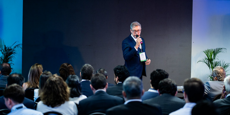 Política de minerais críticos precisa atrair investimentos, e não os afastar, diz ABPM