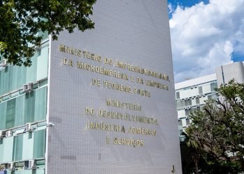 Governo cria subsecretarias para estruturar conselho de minerais críticos
