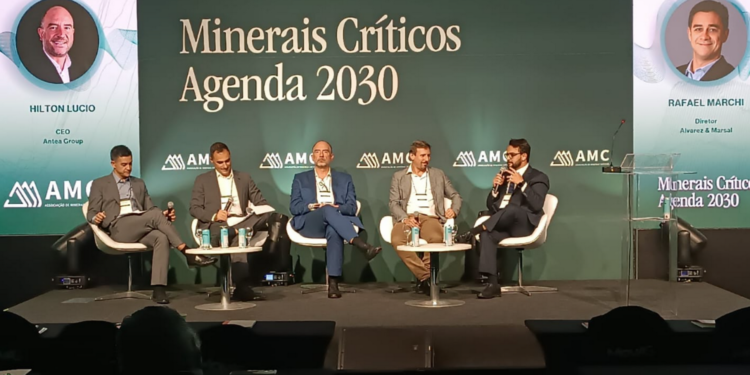 Sustentabilidade não é custo, mas investimento que gera segurança para investidores e comunidades, diz executivo da PLS